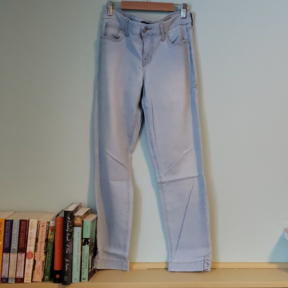 Level 99 Lily Crop Jeans